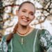 Осадчая сравнила свой опыт материнства в 19 лет и 33 года