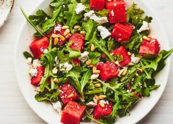 Топ-5 летних салатов: простые рецепты для вкусного и полезного меню