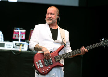 Умер участник рок-группы Limp Bizkit Сэм Риверс