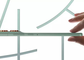 Конкурент iPhone 17 Air дебютировал – Motorola представила ультратонкий Moto X70 Air