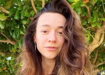 Бывшая жена Беднякова показала, как за 23 года изменилась ее внешность