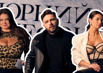 «Невероятно страшно»: блогеры высоко оценили хоррор «Черный телефон 2» с Итаном Хоуком