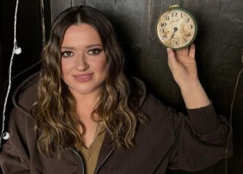 Могилевская с юмором отреагировала на обвинения, что носит подделки модных брендов