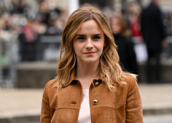 Эмма Уотсон спровоцировала слухи о помолвке с бойфрендом