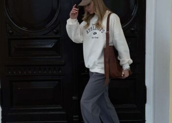 Мода для «дюймовочек»: какая одежда визуально вытягивает фигуру?