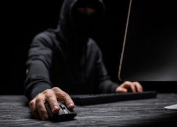 Хакеры устроили такой хаос в игре Rainbow Six Siege, что Ubisoft выключила ее полностью