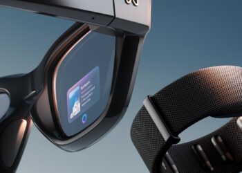 Капли от дальнозоркости и древесина прочнее стали: 10 главных изобретений 2025 года