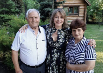 Кравец вернулась в Кривой Рог и показала видео с 86-летним отцом