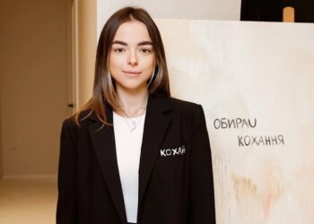 Соня Морозюк похвасталась стройной фигурой в бикини: «горячие» фото из бани