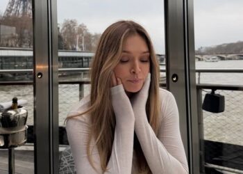 Брежнева показала, как с младшей дочерью провела время в Париже