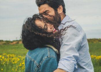 Секретный код счастья: 11 волшебных фраз, которые мгновенно заставят мужчину влюбиться в вас вторично