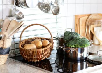 «Жидкое золото» для вашего дома: как использовать воду, в которую варились овощи