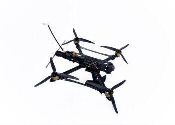 Украинские разработчики создали «дрон-ждун» – он может ждать в засаде до 14 дней