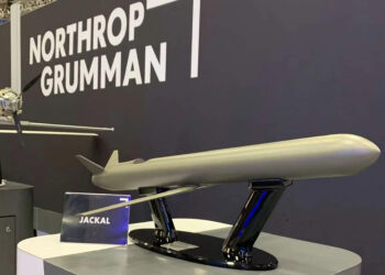 США разработали ракету, которая сама ищет цель в зоне РЭБ