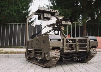 Украинский НРК Droid TW-7.62 взял в плен трех российских военных – видео производителя