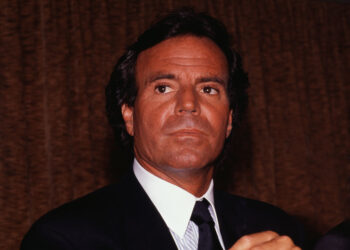 Хулио Иглесиас впервые прокомментировал обвинения в сексуальном насилии