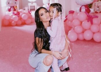 «Моя сладкая девочка»: Ким Кардашьян поделилась архивными фото в день рождения дочери