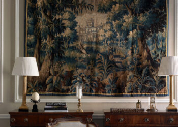 Ковер на стене снова в моде: почему дизайнеры возвращают забытый элемент интерьера