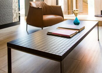 Прощай, неудобный журнальный столик: как правильно выбрать модель для гостиной