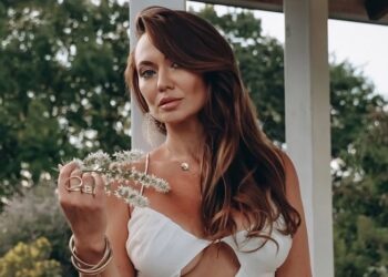 40-летняя Саливанчук сообщила, что впервые стала бабушкой