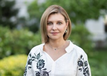 Голос, который слышит весь мир: как изменилась Елена Зеленская за годы президентства своего мужа (ФОТО)