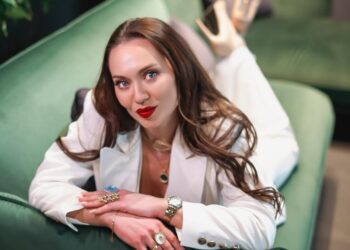 Анна Саливанчук дала «зеленый свет» мужчинам после жалоб на нерешительных поклонников (ВИДЕО)