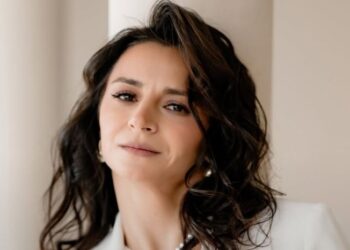 «Как во второй раз потерять отца»: Гвоздева сообщила о смерти близкого человека