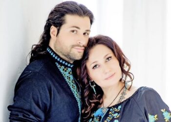 Мозговая показала себя и Аксельрода в начале их отношений 20 лет назад