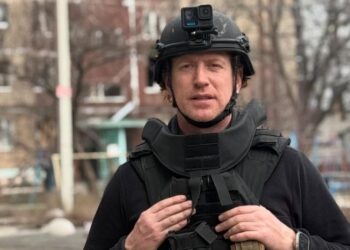 Ведущий Денис Христов был ранен во время эвакуации под Купянском