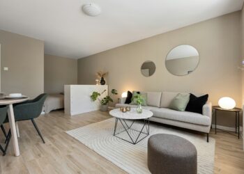 Скажите «прощай» ламинату: какой пол выбирают вместо паркета и линолеума