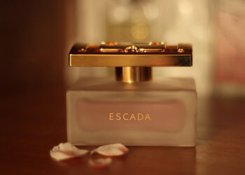 Де купити оригінальні духи?