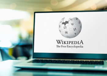 Википедия запретила использование ИИ для написания статей