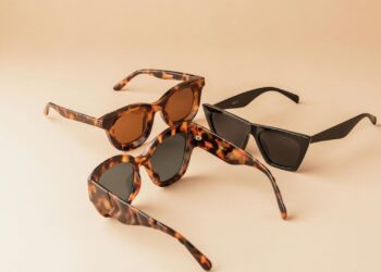 Больше никаких царапин: хитрый способ очистить линзы солнцезащитных очков