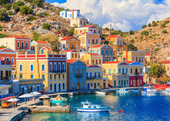 День Независимости Греции: лучшие места для отдыха в Греции и 5 фактов о стране богов