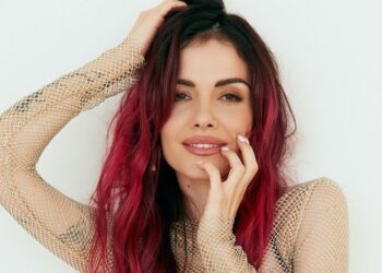 MamaRika сравнила Украину и ОАЭ во время ракетных обстрелов