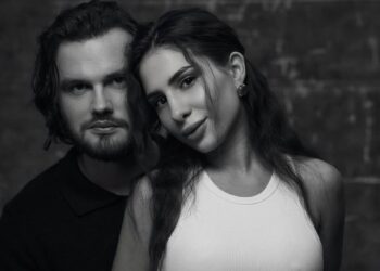 SKYLERR призналась, что ее первое свидание с бывшим Рамины прошло на кладбище