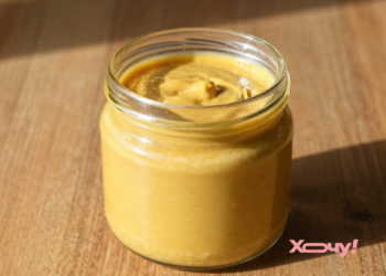 Чтобы аж в носу крутило: как приготовить ядреную горчицу всего из 3 ингредиентов (ВИДЕО)