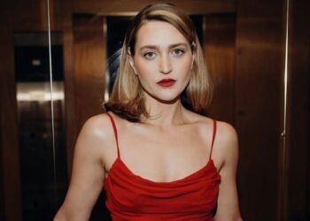 Кекелия отреагировала на увольнение из «Квартала» Сопонару и «Трио Разные»