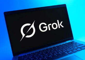 В X появился автоперевод и ИИ-редактор изображений на базе Grok