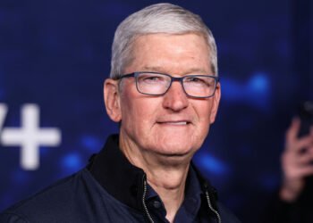 Тим Кук признал запуск Apple Maps своей самой большой ошибкой