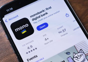 На monoбазаре появились аукционы: пользователи могут продавать вещи через ставки