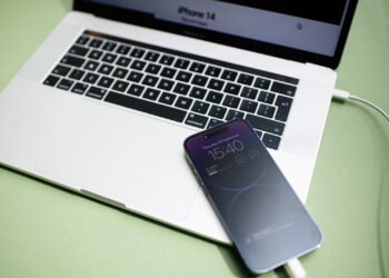 В ЕС ввели единый стандарт зарядки для ноутбуков: что изменилось