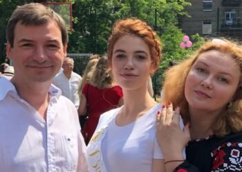 Звезда «Скаженого весілля» Самаева показала единственную дочь в день ее 24-летие