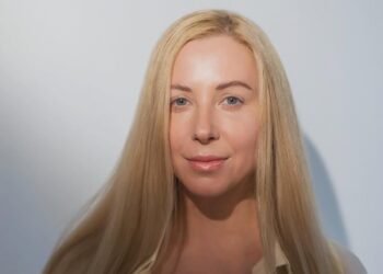 Матвиенко раскрыла причину развода с мужем, от которого забеременела в 16 лет