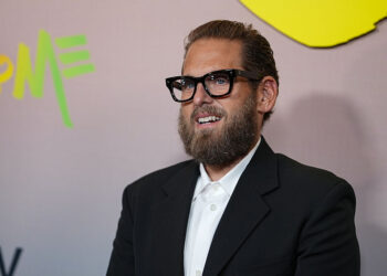 Джона Хилл тайно женился и стал отцом второй раз