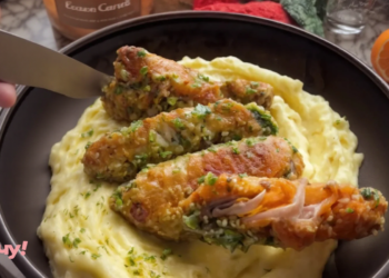 Эта курочка получается вкуснее, чем в ресторане: рецепт особенно ароматных крылышек (ВИДЕО)