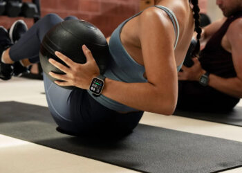 Amazfit випустила смартгодинник Bip Max з автономністю до 20 днів