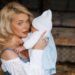 Без фотошопа: Гросу честно показала, как выглядит через месяц после родов