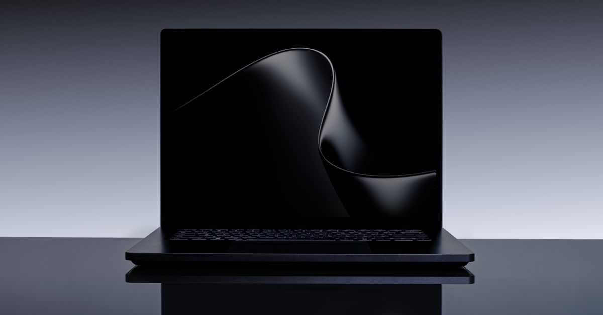 Microsoft показала новий Surface Laptop Ultra для ШІ та графіки