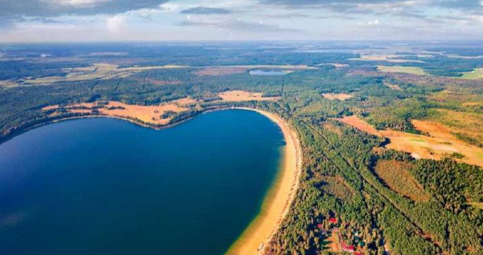 Вместо Черного моря и зарубежных курортов: где в Украине отдохнуть у воды без бешеных трат